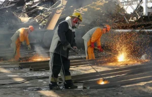 Особенности Вывоза Чёрного Металла: Эффективность и Значимость